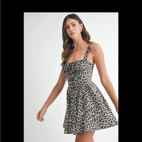 Leopard Print Dress - Picture 8 of 10